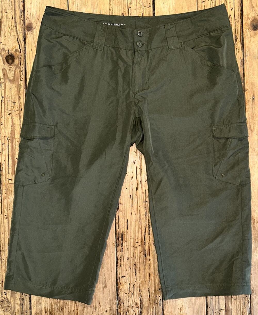 Columbia women’s size 8 olive green cargo capri